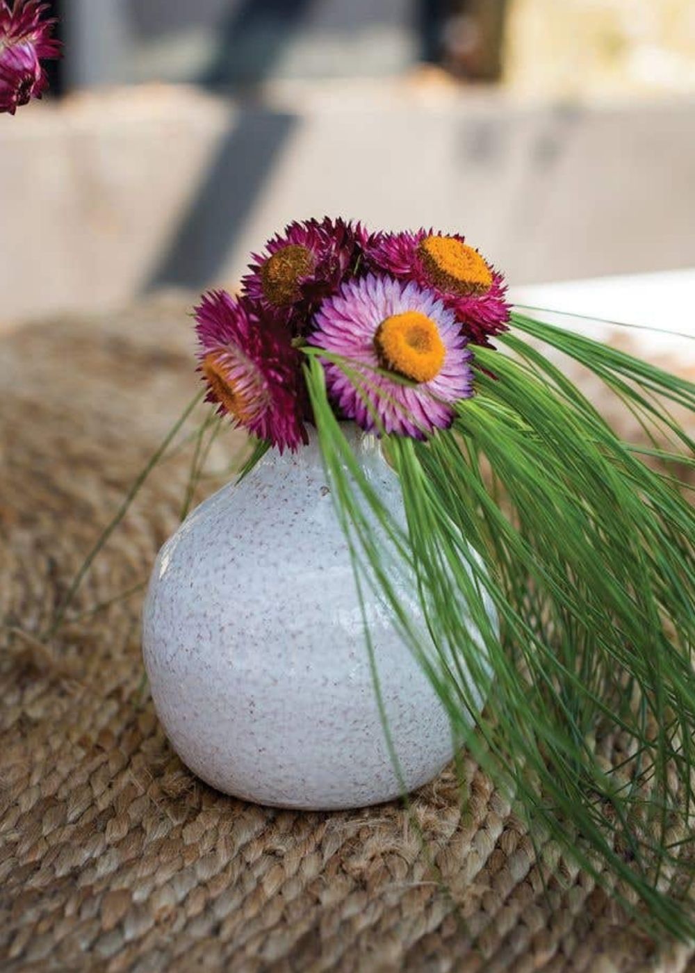 Cream Bud Vase - Menagerie Farm & Flower