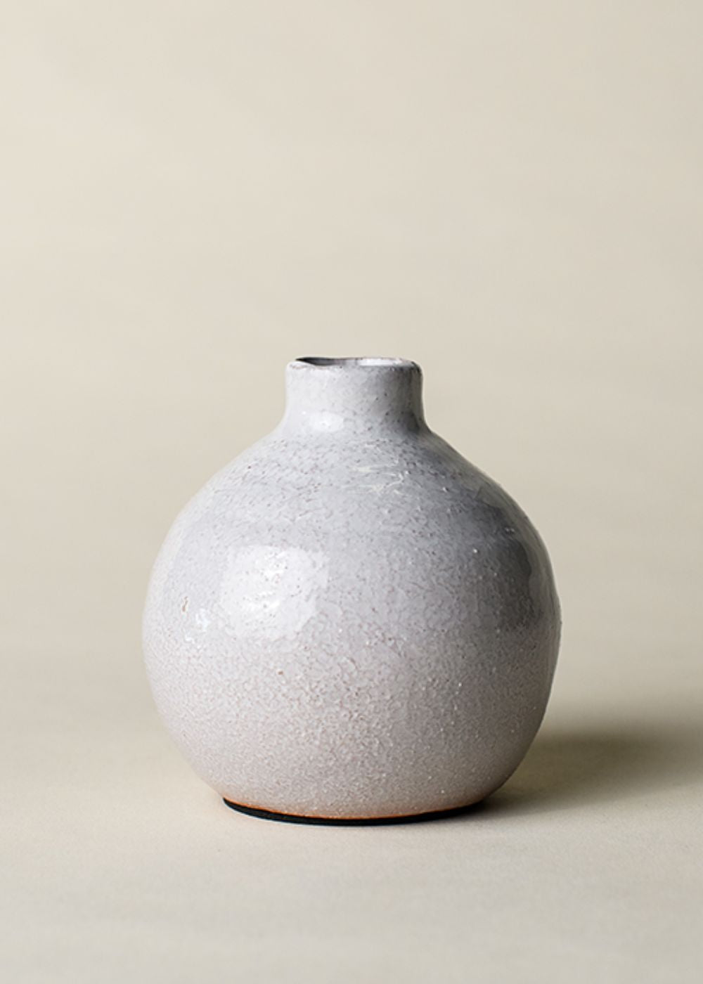 Cream Bud Vase - Menagerie Farm & Flower